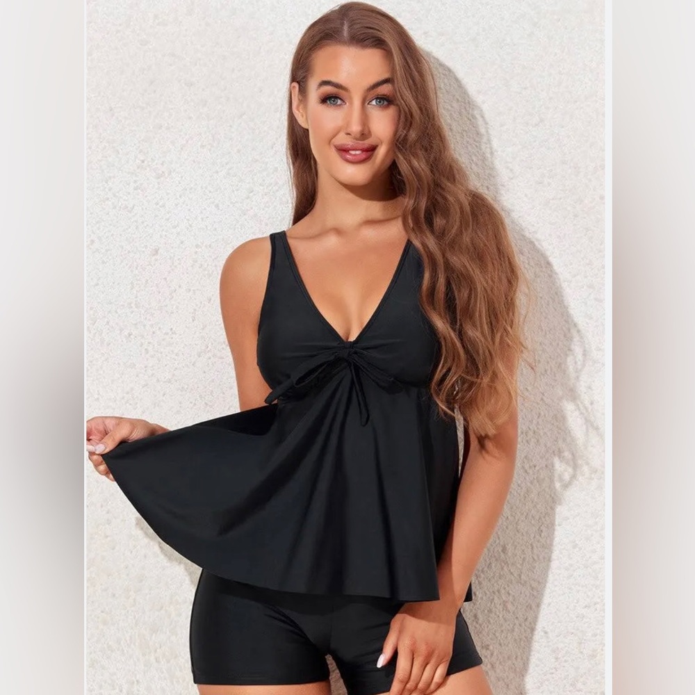 Summer Mae Black Tie Bowknot Tankini Swimsuit Top 20W